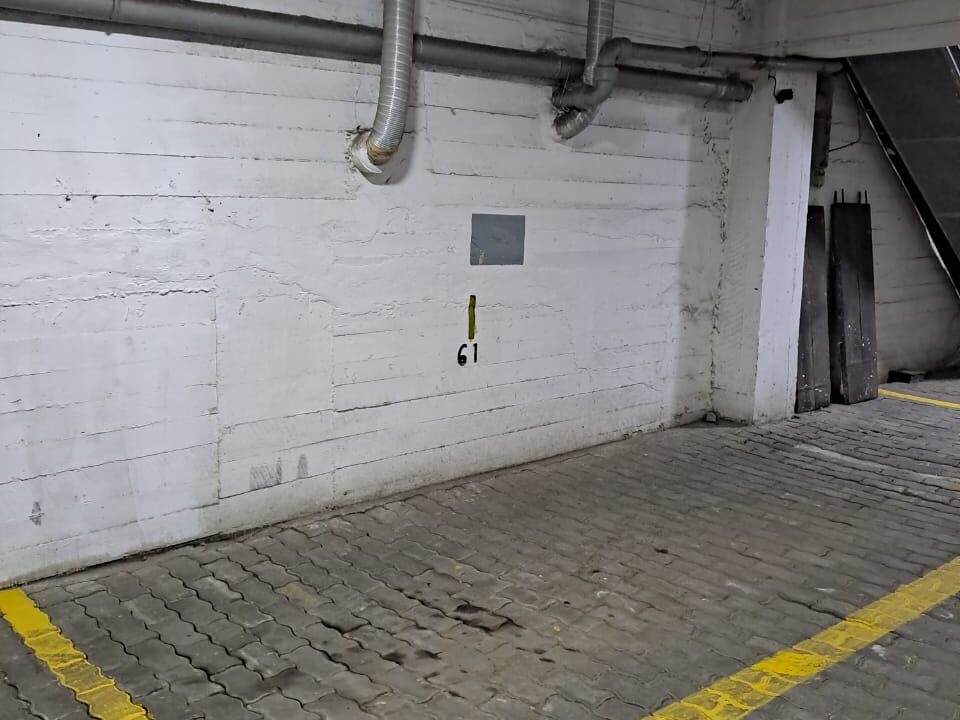 ESTACIONAMIENTO 2